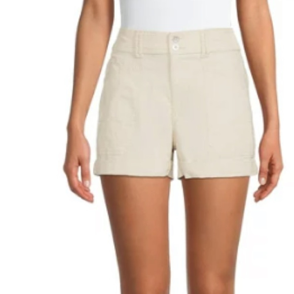 EXPRESS Women Almond Chino’s Shorts | 10